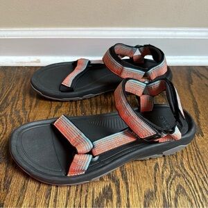 NWOT Teva Hurricane XLT2 Sandals Black Orange Mens 11